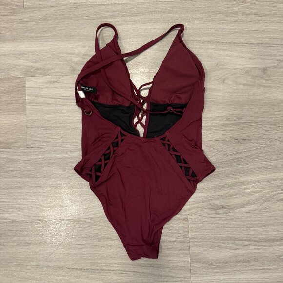 Calvin Klein one‎ piece - Picture 2 of 3